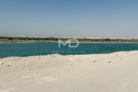 Pozemek v Abu Dhabi, SAE 1199.9 m² Č.: 555157 - fotografie 4