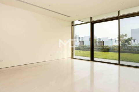 Vila v Abu Dhabi, SAE 6 ložnice, 841 m² Č.: 555154 - fotografie 40