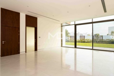 Vila v Abu Dhabi, SAE 6 ložnice, 841 m² Č.: 555154 - fotografie 2