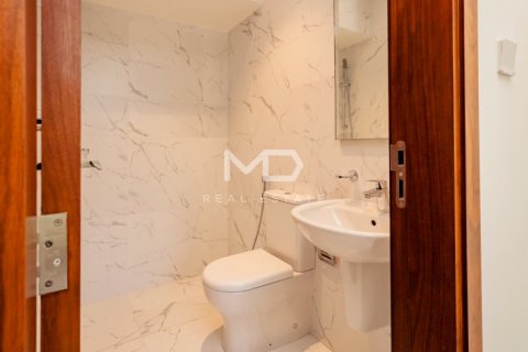 Townhouse in Abu Dhabi, UAE 3 bedrooms, 228 sq.m. № 555153 - photo 18