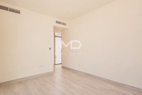 Townhouse in Abu Dhabi, UAE 3 bedrooms, 228 sq.m. № 555153 - photo 29