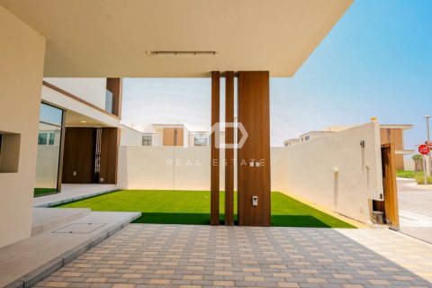 Townhouse in Abu Dhabi, UAE 3 bedrooms, 228 sq.m. № 555153 - photo 59