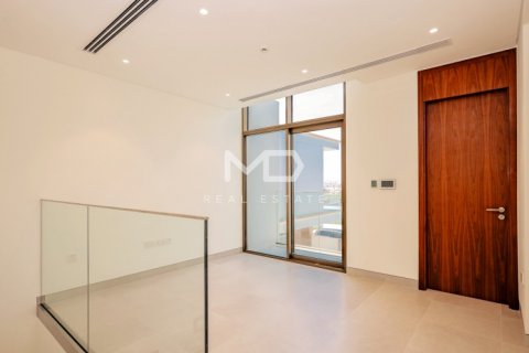 Townhouse in Abu Dhabi, UAE 3 bedrooms, 228 sq.m. № 555153 - photo 24