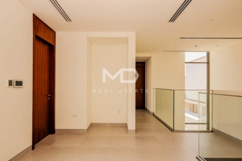 Townhouse in Abu Dhabi, UAE 3 bedrooms, 228 sq.m. № 555153 - photo 22