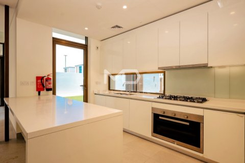 Townhouse in Abu Dhabi, UAE 3 bedrooms, 228 sq.m. № 555153 - photo 6
