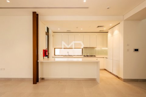 Townhouse in Abu Dhabi, UAE 3 bedrooms, 228 sq.m. № 555153 - photo 13