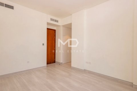 Townhouse in Abu Dhabi, UAE 3 bedrooms, 228 sq.m. № 555153 - photo 34