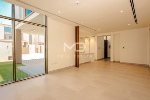 Townhouse in Abu Dhabi, UAE 3 bedrooms, 228 sq.m. № 555153 - photo 5
