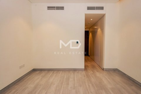 Townhouse in Abu Dhabi, UAE 3 bedrooms, 228 sq.m. № 555153 - photo 44