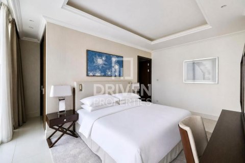 Huoneisto Downtown Dubai (Downtown Burj Dubai), Dubai, Arabiemiraatit 1 huone, 75.9 m2 № 754176 - kuva 4