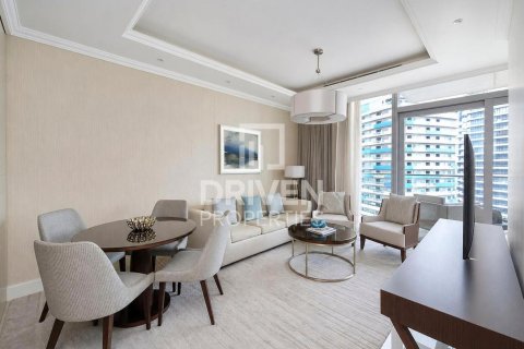 Huoneisto Downtown Dubai (Downtown Burj Dubai), Dubai, Arabiemiraatit 1 huone, 75.9 m2 № 754176 - kuva 1