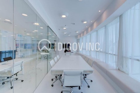 Biuro na sprzedaż w Jumeirah Lake Towers, Dubai, ZEA 296 mkw., nr 646242 - zdjęcie 13