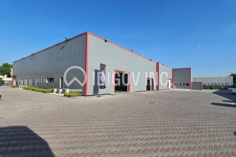 Қойма Al Quoz, Дубай, БАӘ-да 3716 м² № 646245 - фото 1