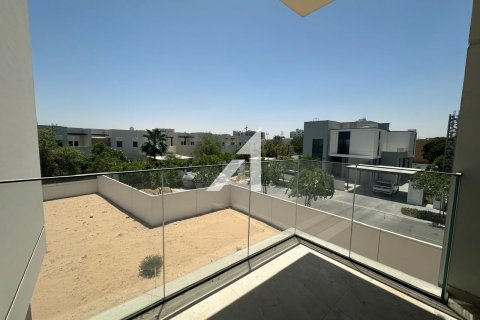 Vilë në Dubai, Emiratet e Bashkuara Arabe 4 dhoma gjumi, 833.8 m2. № 599888 - Foto 21