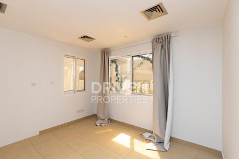 Βίλα σε Umm Suqeim, Dubai, ΗΑΕ 5 υπνοδωμάτια, 325 τ.μ. Αρ. 684271 - φωτογραφία 12