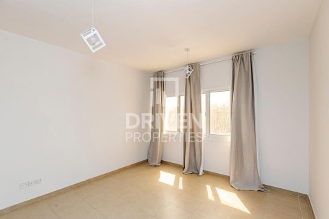 Βίλα σε Umm Suqeim, Dubai, ΗΑΕ 5 υπνοδωμάτια, 325 τ.μ. Αρ. 684271 - φωτογραφία 16