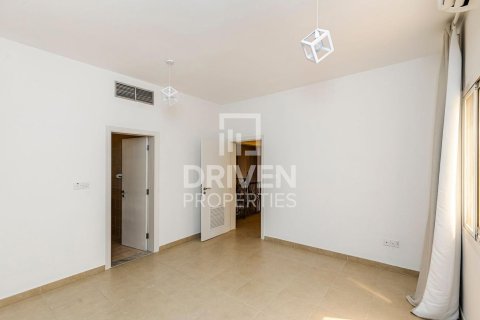 Βίλα σε Umm Suqeim, Dubai, ΗΑΕ 5 υπνοδωμάτια, 325 τ.μ. Αρ. 684271 - φωτογραφία 15