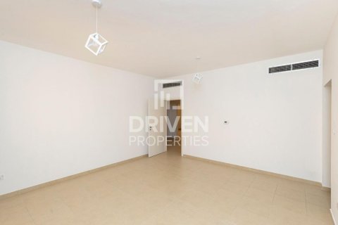 Βίλα σε Umm Suqeim, Dubai, ΗΑΕ 5 υπνοδωμάτια, 325 τ.μ. Αρ. 684271 - φωτογραφία 14