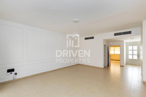 Βίλα σε Umm Suqeim, Dubai, ΗΑΕ 5 υπνοδωμάτια, 325 τ.μ. Αρ. 684271 - φωτογραφία 6