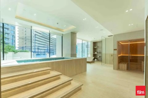 Пәтер Дубай, БАӘ-да 1 жатын бөлме, 75 м² № 661810 - фото 1