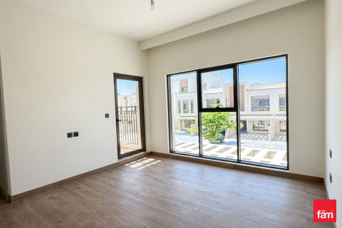 Adosado en alquiler en Dubai, EAU 4 dormitorios, 144.2 m2 № 719480 - foto 2