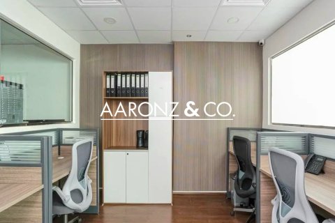 دفتر برای اجاره در Business Bay، Dubai، امارات متحده عربی 92 متر مربع ، شماره 699365 - تصویر 9