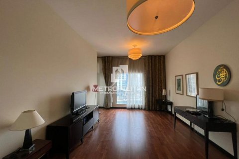 Apartment in Jumeirah Lake Towers, Dubai, UAE 1 bedroom, 94 sq.m. № 593490 - photo 2