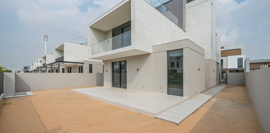 Ridamaja asukohaga Arabian Ranches 3, Dubai, AÜE: 4 magamistoaga, 448 m² Nr 722840