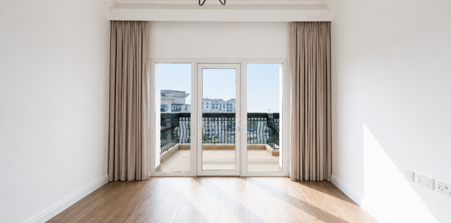 Appartamento a Yas Island, Abu Dhabi, EAU 2 camere da letto, 125.14 mq. № 750991