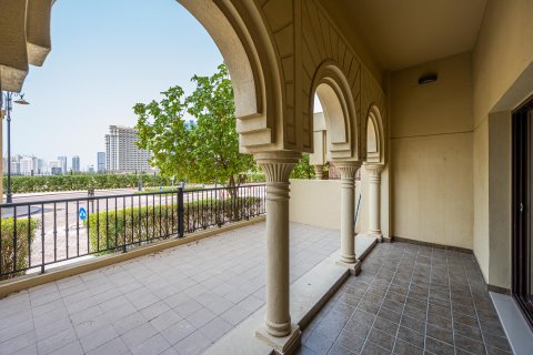 Apartament në Jumeirah Golf Estates, Dubai, Emiratet e Bashkuara Arabe 3 dhoma gjumi, 237.05 m2. № 754509 - Foto 15
