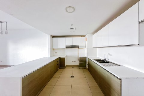 Apartament de închiriat în Jumeirah Golf Estates, Dubai, EAU 3 dormitoare, 237.05 mp.  №754509 - poză 2