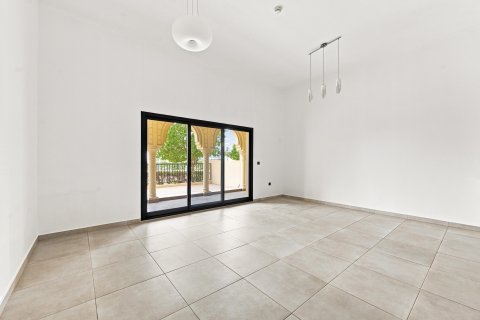 Apartament në Jumeirah Golf Estates, Dubai, Emiratet e Bashkuara Arabe 3 dhoma gjumi, 237.05 m2. № 754509 - Foto 4