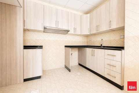Таунхаус Дубай, БАӘ-да 5 жатын бөлмелер, 190.3 м² № 709794 - фото 4