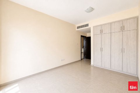Таунхаус Дубай, БАӘ-да 5 жатын бөлмелер, 190.3 м² № 709794 - фото 11