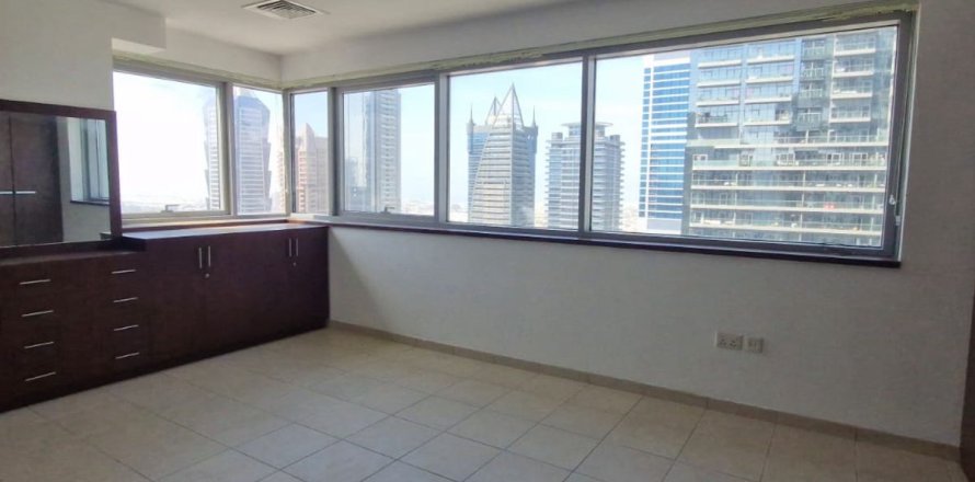 Apartment in Business Bay, Dubai, UAE 2 bedrooms, 149 sq.m. № 691571