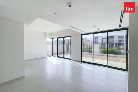 Villa itt: Dubai, EAE, 3 hálószoba, 174 m², azonosító: 739559