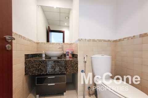 דירה להשכרה ב Jumeirah Beach Residence, Dubai, איחוד האמירויות  3 חדרי שינה, 175.03 מ"ר, מספר 587499 - תמונה 10