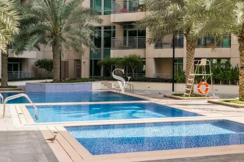 Apartamento para arrendamento em Downtown Dubai (Downtown Burj Dubai), Dubai, EAU 1 quarto, 84 m2 № 702955 - foto 1