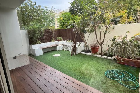 Shtëpi në qytet në DAMAC Hills (Akoya by DAMAC), Dubai, Emiratet e Bashkuara Arabe 3 dhoma gjumi, 115 m2. № 702952 - Foto 4
