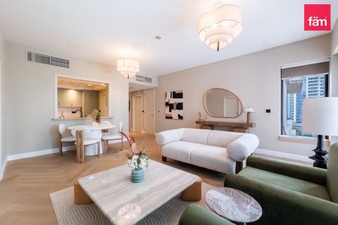 Appartement te koop in Downtown Dubai (Downtown Burj Dubai), Dubai, VAE 1 slaapkamer, 77.9 vr.m., nr 686260 - foto 2