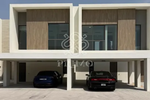 Townhouse in Dubai, UAE 3 bedrooms, 177 sq.m. № 712600