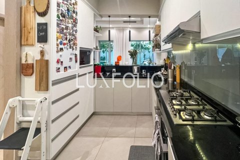 Vila v Al Furjan, Dubai, SAE 4 ložnice, 387 m² Č.: 627448 - fotografie 11