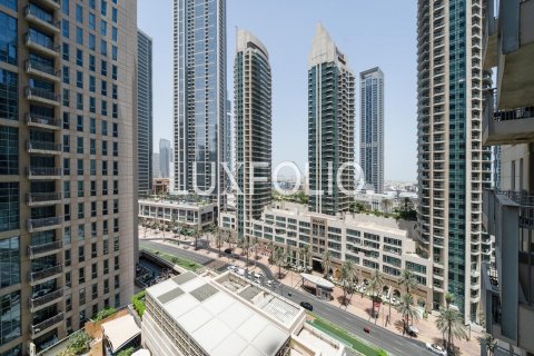 Apartmen di Downtown Dubai (Downtown Burj Dubai), Dubai, UAE 2 bilik tidur, 96 meter persegi № 627447 - foto 18