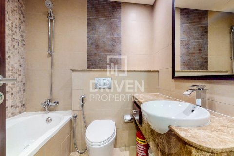 Apartment in DIFC, Dubai, UAE 1 room, 45 sq.m. № 602775 - photo 8
