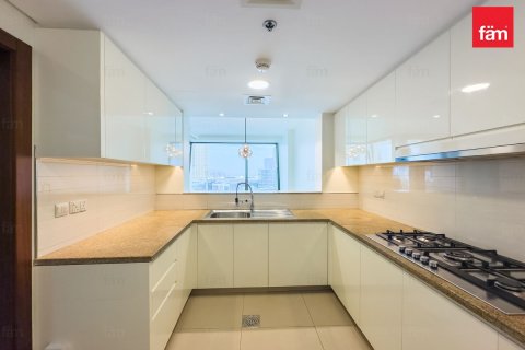 Apartment in Downtown Dubai (Downtown Burj Dubai), UAE 3 bedrooms, 179.6 sq.m. № 647003 - photo 14