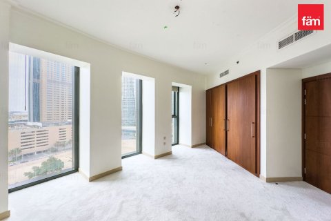 Apartment in Downtown Dubai (Downtown Burj Dubai), UAE 3 bedrooms, 179.6 sq.m. № 647003 - photo 18