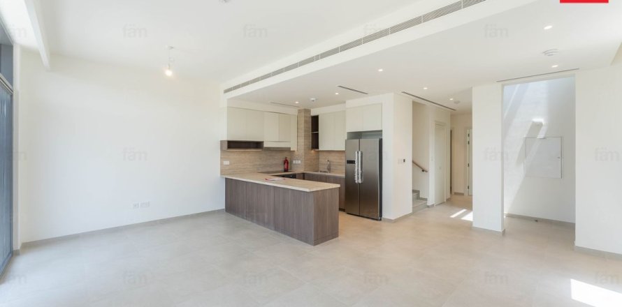 Řadový dům v Dubai, SAE 4 ložnice, 248.8 m² Č.: 647004