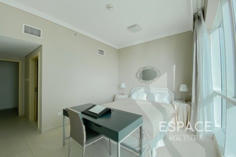 Apartment in AL BATEEN RESIDENCES in Jumeirah Beach Residence, Dubai, UAE 2 bedrooms, 152 sq.m. № 650455 - photo 14