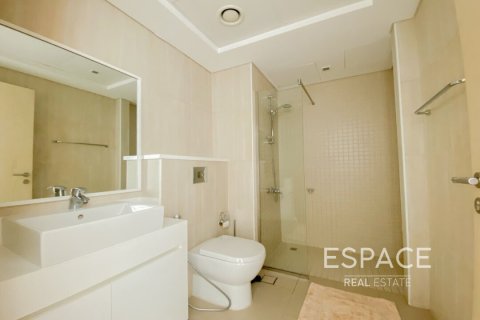 Apartment in AL BATEEN RESIDENCES in Jumeirah Beach Residence, Dubai, UAE 2 bedrooms, 152 sq.m. № 650455 - photo 13