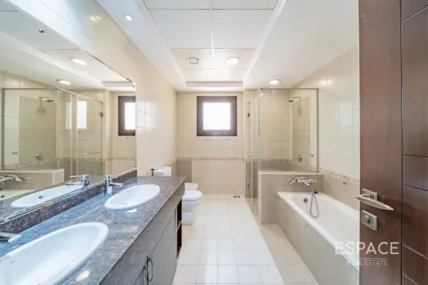 טאונהאוס למכירה ב Mudon, Dubai, איחוד האמירויות  4 חדרי שינה, 372 מ"ר, מספר 649715 - תמונה 13
